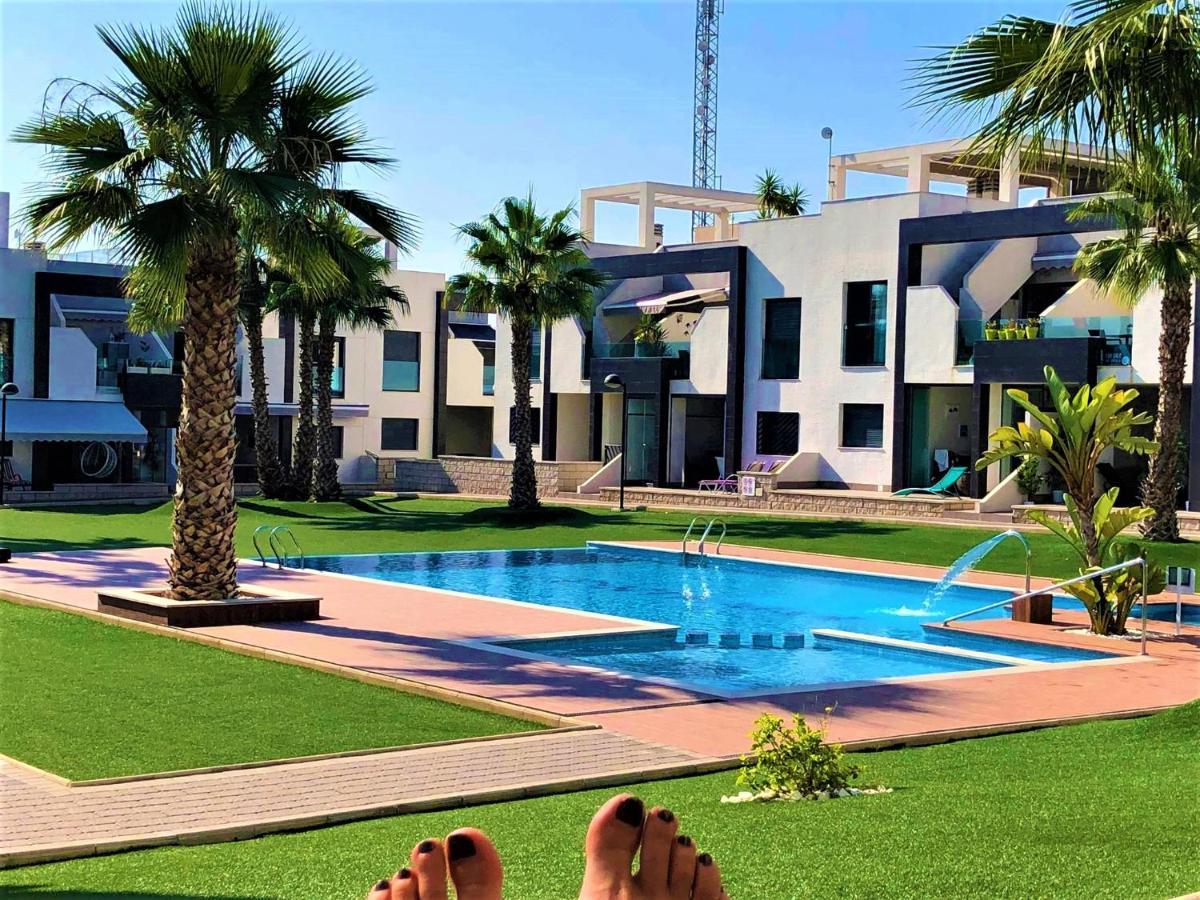 Ferienwohnung Oasis Beach 1, La Zenia Orihuela Exterior foto